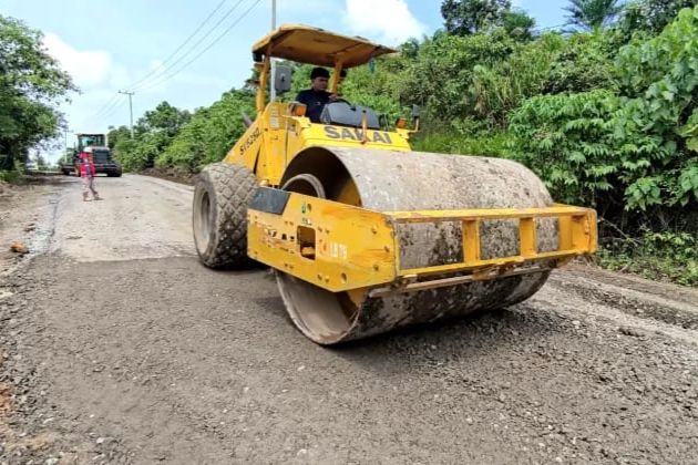 Perbaikan Jalan Simpang Blusuh–Batas Kalteng Jadi Proyek Terbesar BBPJN di Kutai Barat