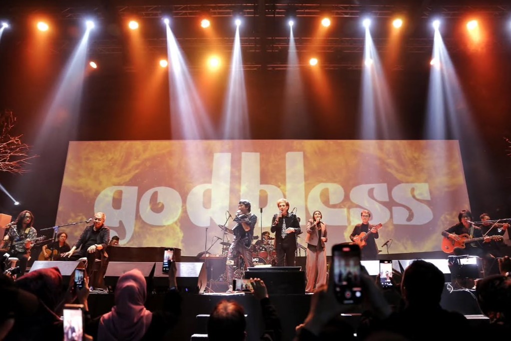 Laga Timnas Indonesia vs China Bakal Ditutup dengan Penampilan God Bless