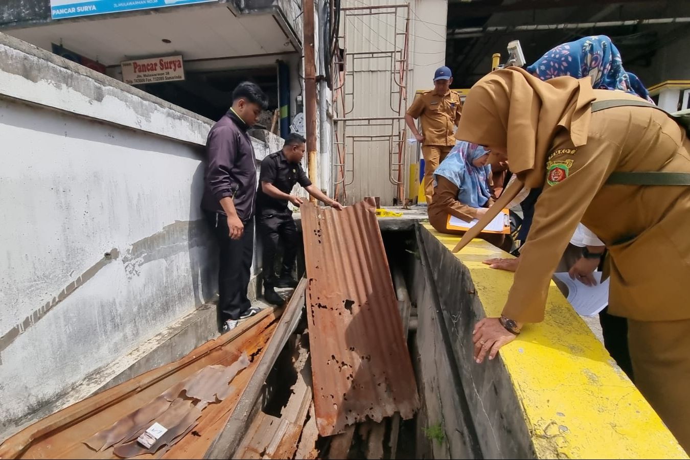 Terima Aduan Warga Terhadap Bau Tidak Sedap, DLH Samarinda Temukan Kebocoran Limbah di Mall SCP