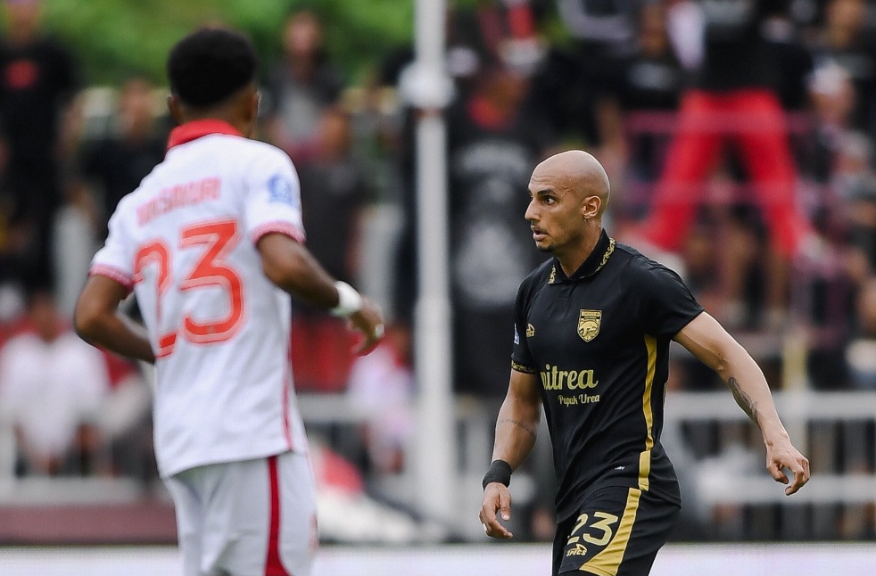 Kalah oleh Malut United, Posisi Borneo FC Dikudeta Persib Bandung