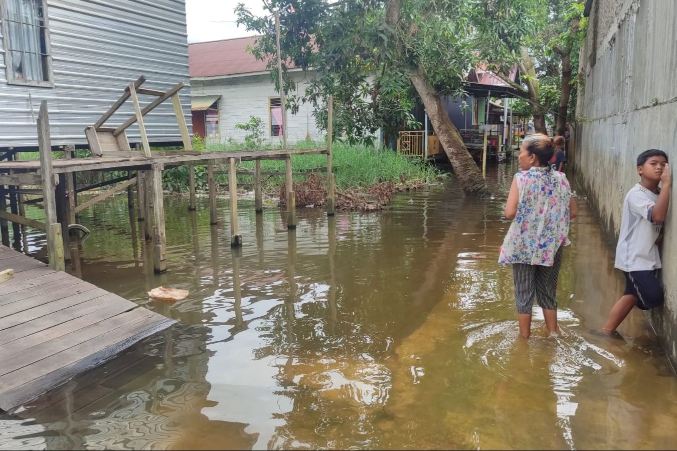 Wali Kota Samarinda Dalami 2 Titik Banjir, Rencana Penanganan Diperkuat Akhir Desember