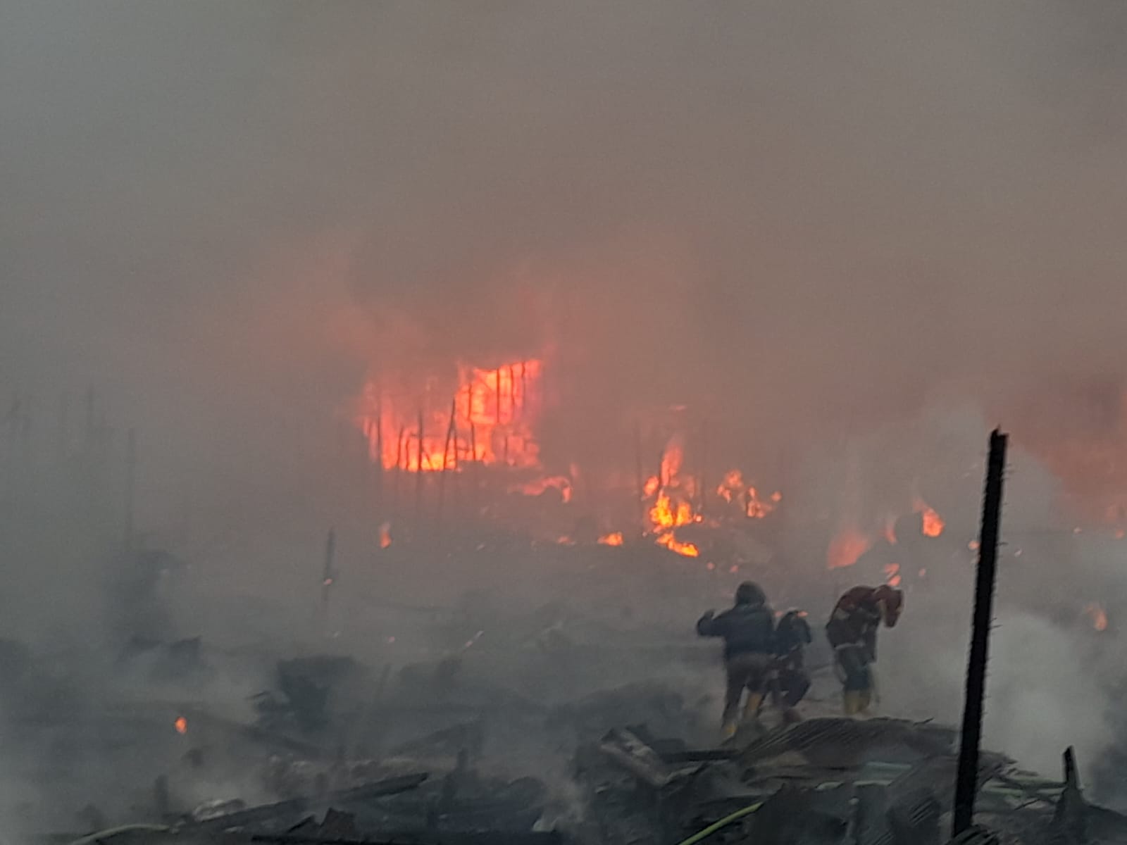 Tiga Jam Api membara, 40 Bangunan di Samarinda Hangus Terbakar