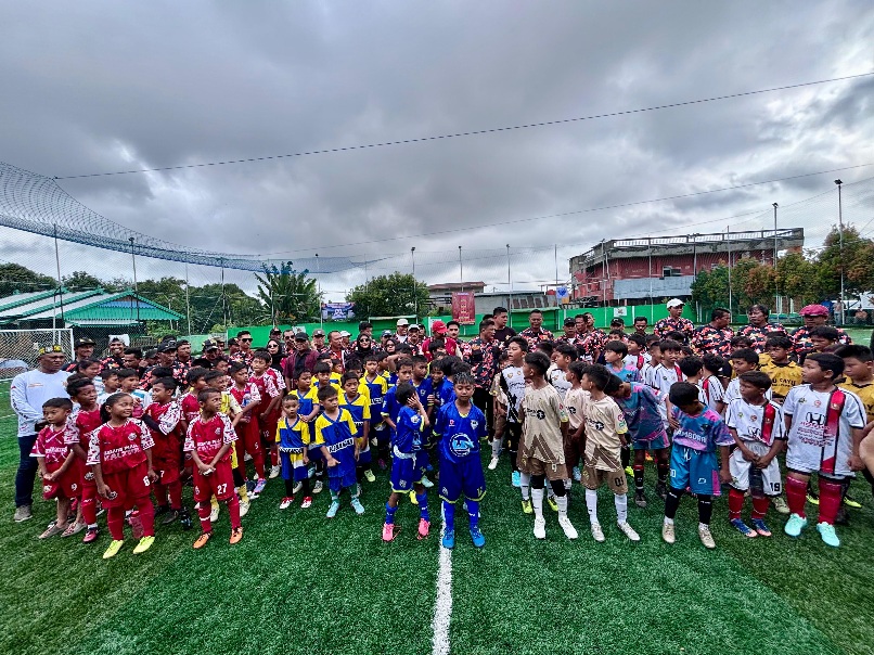 Turnamen Sepak Bola Usia Dini Laskar Borneo Bersatu Cup U-10 Dimulai