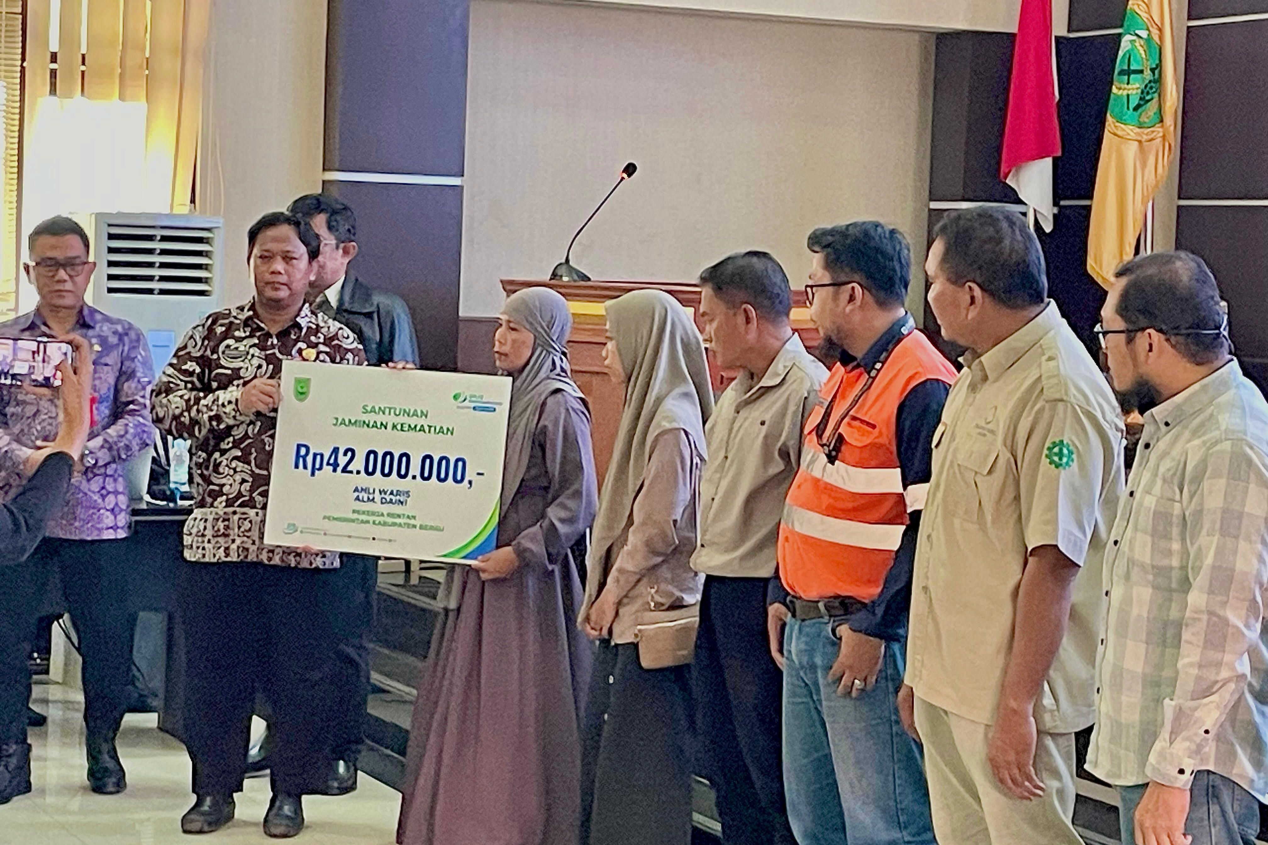 Pemkab Berau Dorong Perlindungan Pekerja Rentan Lewat Program JKK dan JKM BPJS Ketenagakerjaan