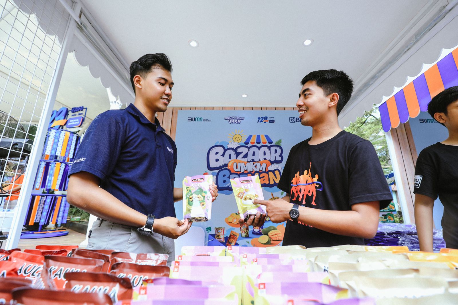 Bantu Berdayakan dan Perluas Pasar Pelaku Usaha, BRI kembali Gelar Bazar UMKM BRILiaN