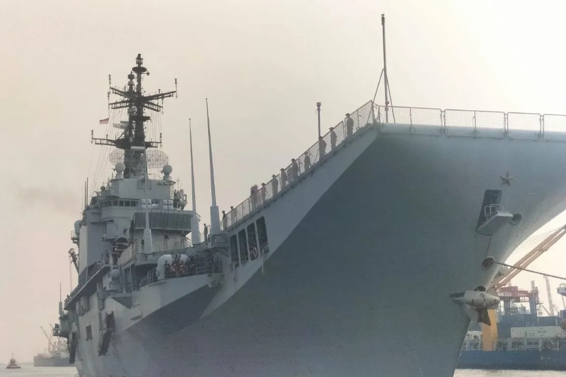 Kapal Induk Pertama Indonesia Akhirnya Tiba di Jakarta