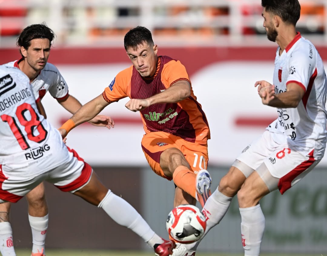 Babak Pertama Borneo FC-Bali United, Skor Kaca Mata