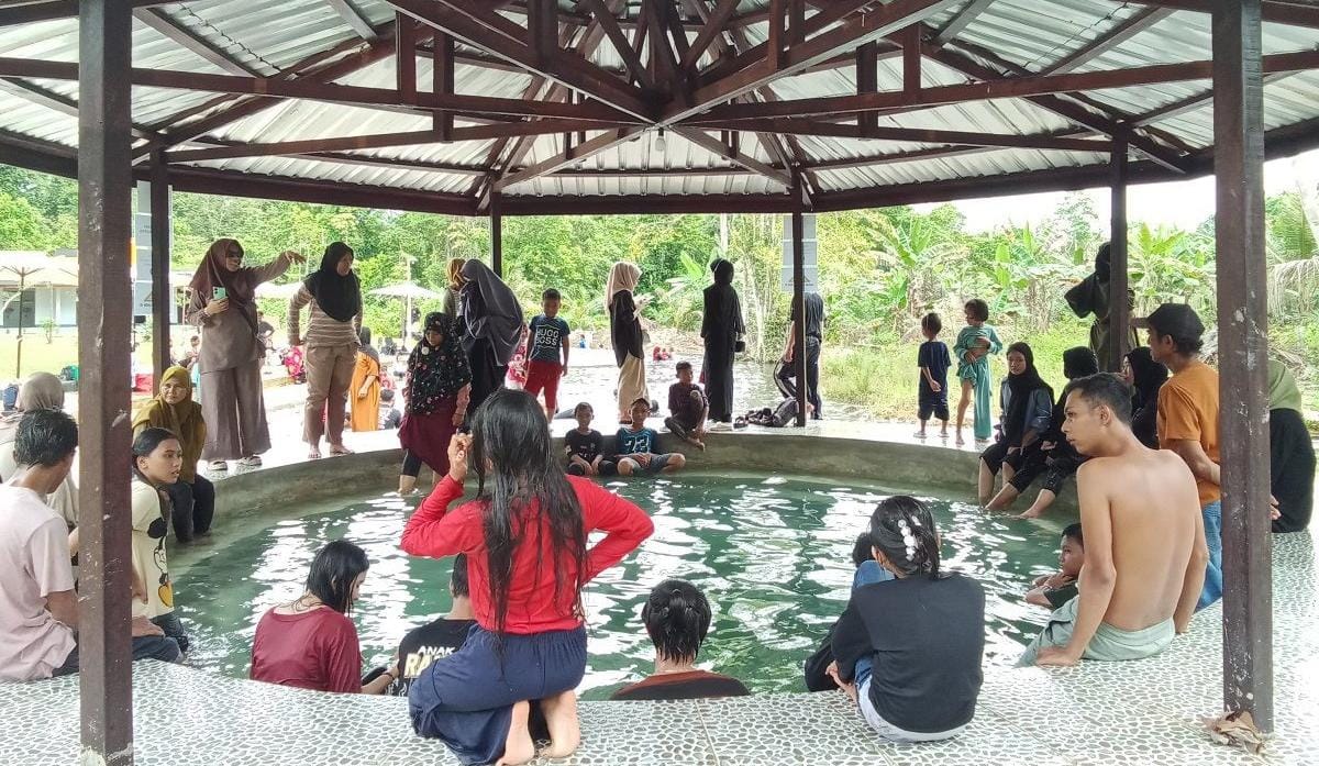 Potensi Wisata Air Panas Tabalar Muara, Disbudpar Berau Siapkan Kajian Pengembangan