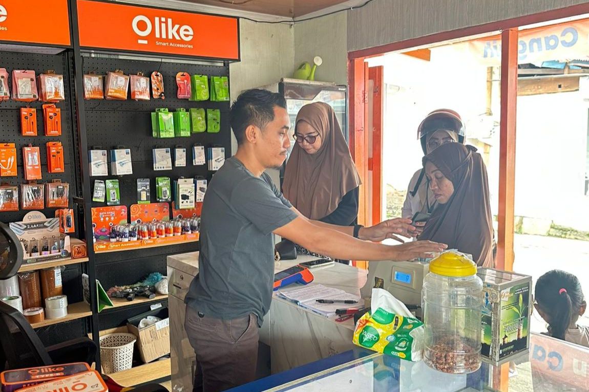 Pemuda Ini Kembangkan Usaha hingga Ciptakan Lapangan Kerja di Kolaka Berkat AgenBRILink