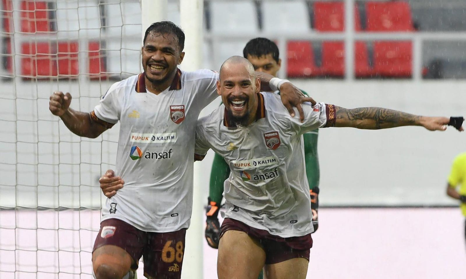 Hujan Gol di Jatidiri! Pesut Etam Gilas PSIS Semarang 5-2 di Kandang