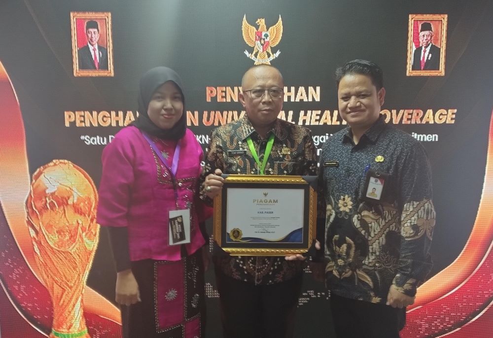 Pemkab Paser Raih Penghargaan UHC Awards 2024 Kategori Utama