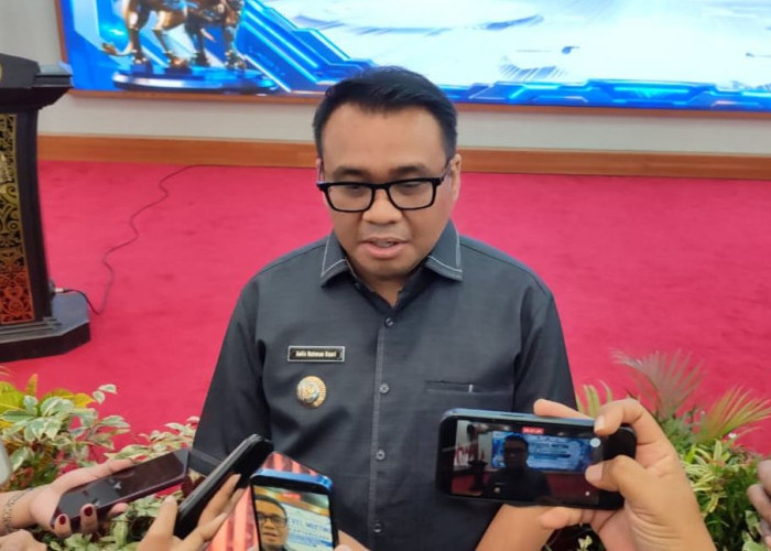 Bupati Kukar Dorong Pembangunan Kembali SDN 002 Loa Janan yang Terbakar dengan Dana BTT