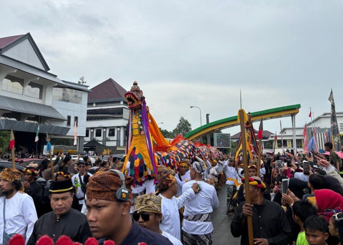 Siapkan Hibah Rp 15 Milyar, Pemkab Kukar Matangkan Persiapan Erau 2026