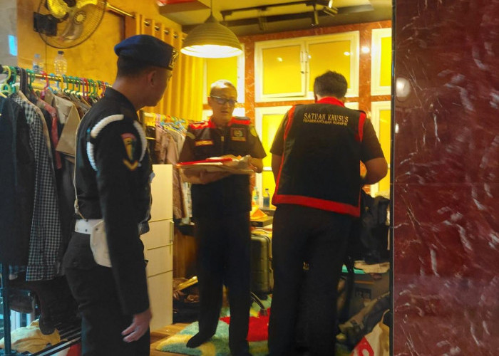 Kejati Kaltim Geledah Kantor Disdikbud Kukar, Selidiki Dugaan Penyimpangan Honorarium Guru dan ASN 