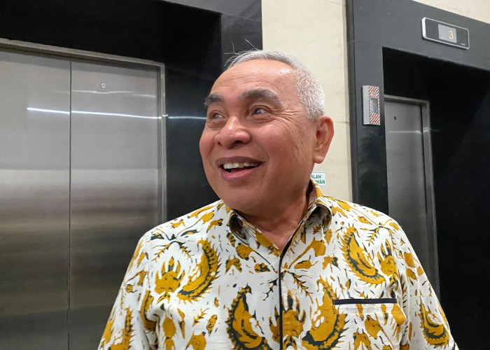 Mantan Gubernur Kaltim Isran Noor Diperiksa Kejati sebagai Saksi Terkait Kasus DBON 2023