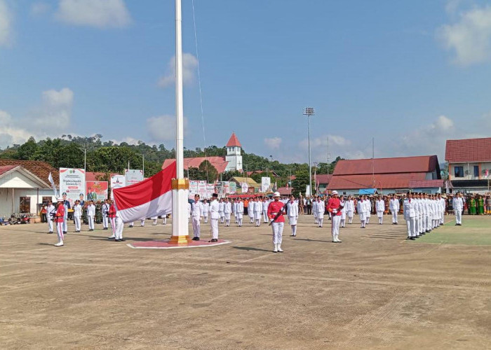 Peringati HUT RI KE-79, Bupati Mahulu: Maknai Hari Kemerdekaan Dengan Semangat Juang