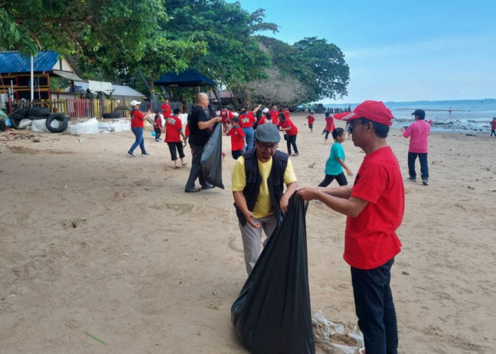 Paskah Bersama Alam: Gereja Toraja Lahai Roi Balikpapan Rayakan Kebangkitan dengan Aksi Peduli Lingkungan