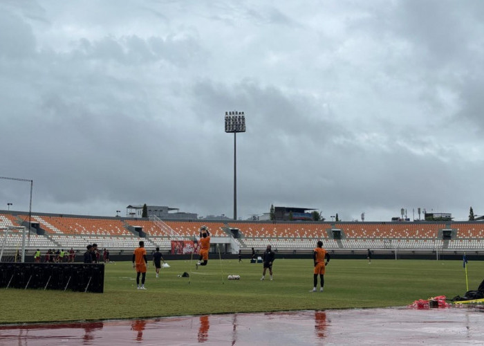 Borneo FC Mau ke Asia, Gubernur Janji Benahi Lampu Stadion Segiri