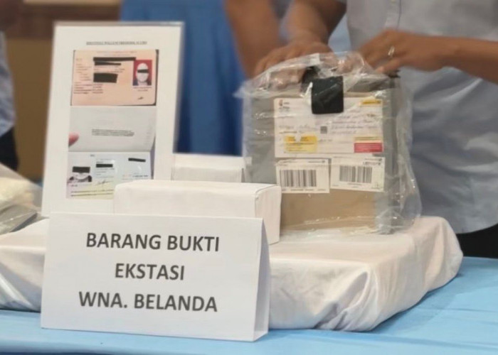 Bawa Ekstasi Logo Rolex Senilai Rp 1,19 Miliar, WN Belanda Diringkus Polda Kaltim 