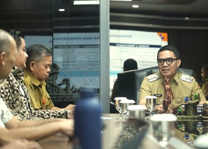 Parkir Berlangganan Samarinda Mulai Desember 2026, Andi Harun Minta Outlet Dibuka di Setiap Kelurahan