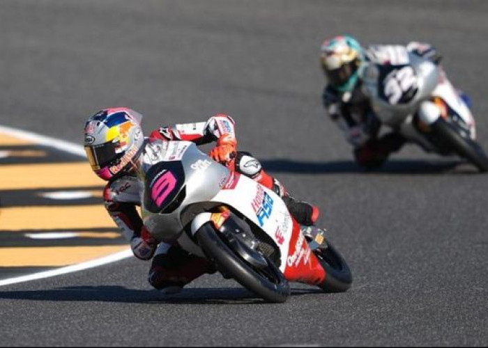 Hasil Moto3 Hungaria 2026: Maximo Quiles Juara Usai Red Flag Dikibarkan, Veda Pratama Gagal Raih Poin