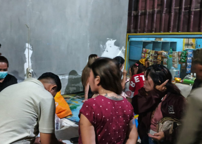 Razia Tempat Hiburan di Kota Bangun, Dua Pemandu Karaoke Terindikasi HIV 