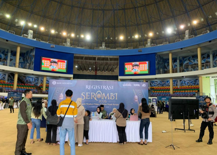 Ramadan Hari ke-20, Antrean Tukar Uang Baru Pecahan Kecil Membludak di Dome Balikpapan