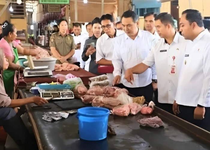 Bupati Kutai Barat Sidak Pasar Jaras, Temukan Kenaikan Tipis Harga Bawang dan Telur