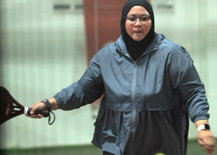Dari Coba-Coba jadi Gaya Hidup, Adelina Buktikan Padel Bukan Olahraga Fomo