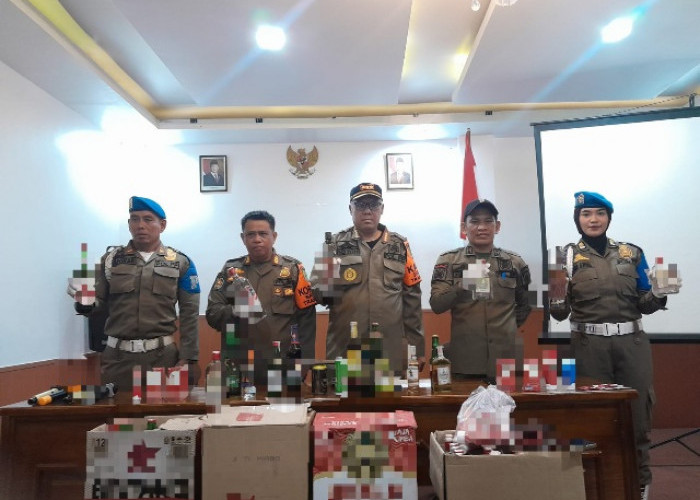 Satpol PP Paser Amankan Ribuan Botol Miras hingga Pasangan Bukan Suami Istri