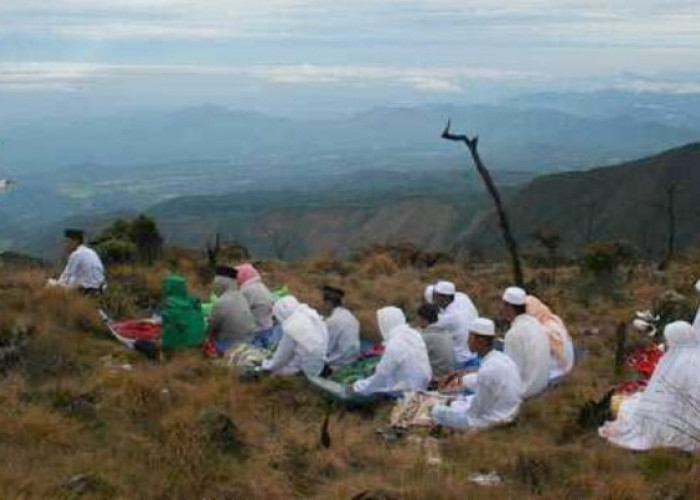 Tarekat Ana' Loloa Bikin Geger! Sebut Rukun Islam Ada 11, Haji Cukup ke Gunung Bawakaraeng