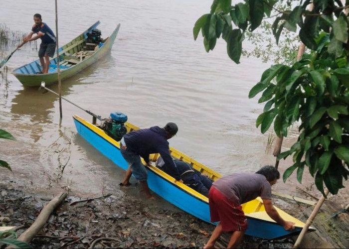 Perahu Ketinting Terbalik di Kampung Sukan Berau, 1 Penumpang Ditemukan Meninggal Dunia
