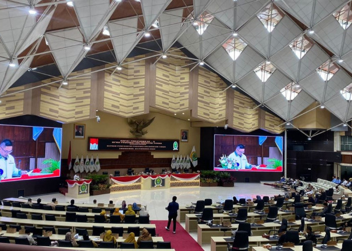Pengesahan Kamus Pokir DPRD Kaltim Tertunda, Mekanisme Paripurna Disorot