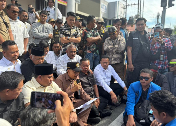 Digeruduk Ratusan Sopir Truk, DPRD Balikpapan Kejar Tambahan Kuota Solar