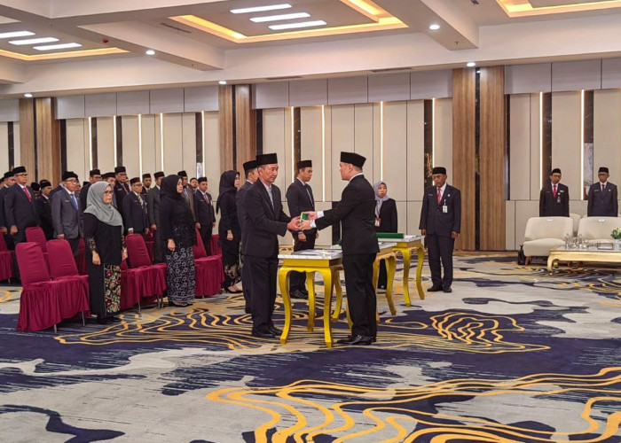 Usai Pelantikan, Bupati Paser Langsung Pasang Target untuk 3 Pejabat Eselon II