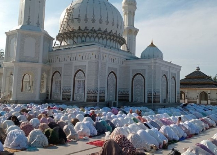 Jamaah Tarekat Syattariyah dan Naqsyabandiyah Sudah Rayakan Idul Fitri, Gunakan Hisab Metode Apa?