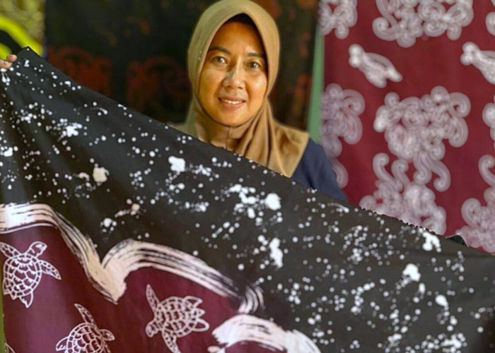 Kampung Panaan Berau Kembangkan Batik dari Pupuk Urea, Warna Tajam Tetap Aman