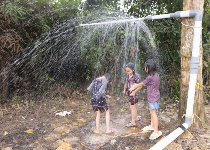 Potensi Air Melimpah, Bupati Berau Ingin Kampung Tepian Buah Produksi Air Mineral