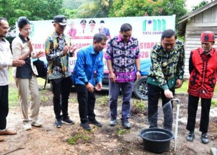 Akses Air Bersih Diperluas, Pemkab Kubar Subsidi Biaya Sambungan Warga Miskin