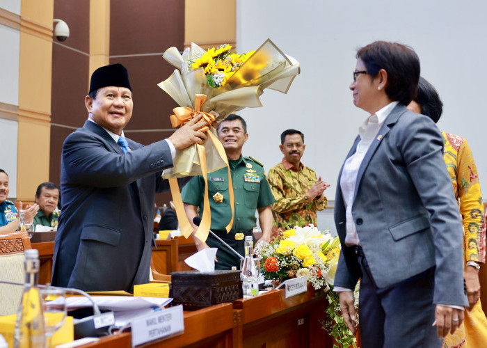 Prabowo Sebut Indonesia Belum Bisa Miliki Pertahanan Kuat, Kesejahteraan Masyarakat Jadi yang Utama