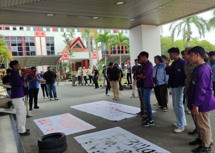 Mahasiswa Unikarta Kecewa, Aksi Tidak Pernah Dihadiri Bupati Kukar