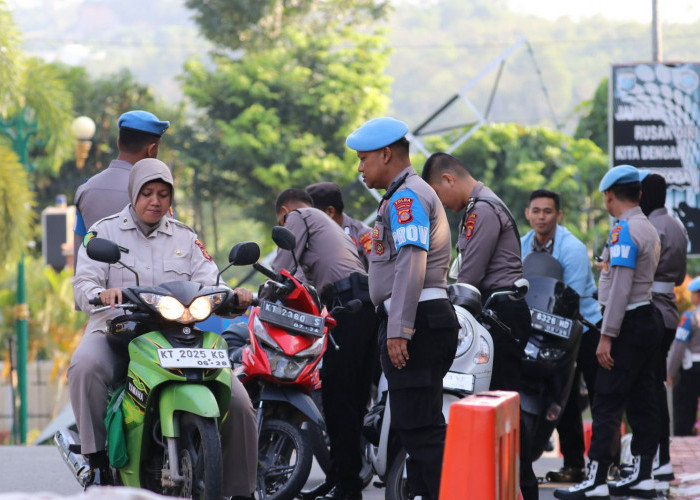 13 Anggota Polisi Melanggar, Propam Tahan Kartu Identitasnya