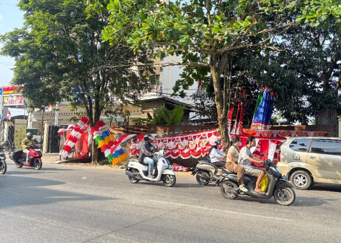 Penjualan Bendera Merah Putih Musiman Sepi, Satpol PP Samarinda Berikan Kelonggaran Berjualan Tahun Ini 