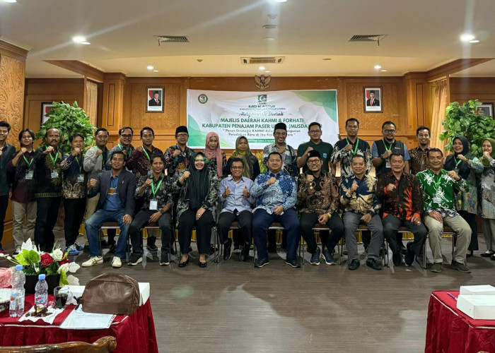 Berada Digaris Depan Proyek IKN, Ini Pesan Bupati Mudyat di Musda KAHMI PPU III 