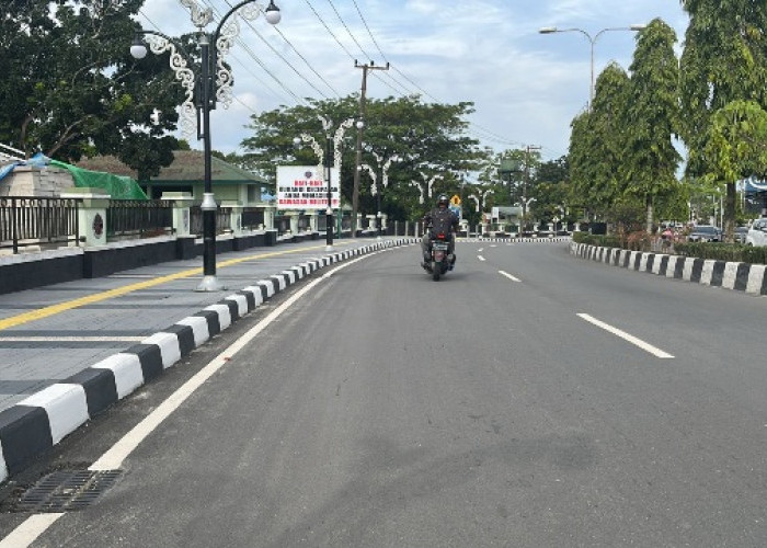 Pemkot Bontang Bersih-Bersih, Cabut Sejumlah Baliho di Pinggir Jalan