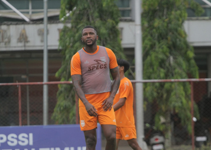 Sang Super Sub, Fabio Lefundes Puji Performa Douglas Coutinho