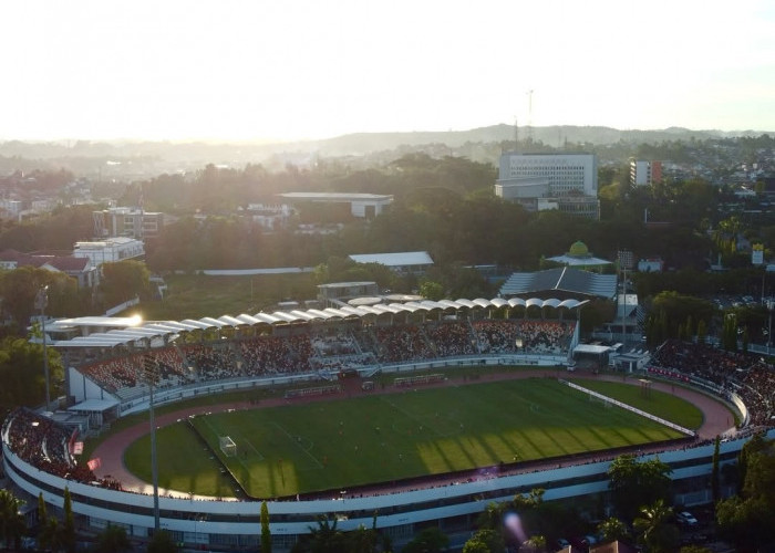 Stadion Segiri Mulai Dibenahi, Borneo FC Optimistis Jamu Persis Solo di Kandang