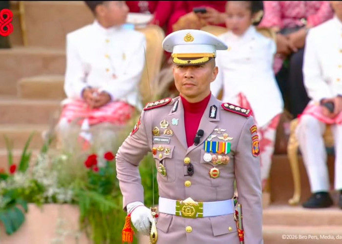 Dari Halaman Mapolresta Balikpapan ke Istana Negara, Kombes Pol Jerrold Pimpin Penurunan Bendera HUT ke-81 RI