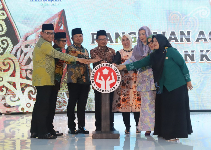 Mendagri Resmi Tutup HUT ke-45 Dekranas di Balikpapan
