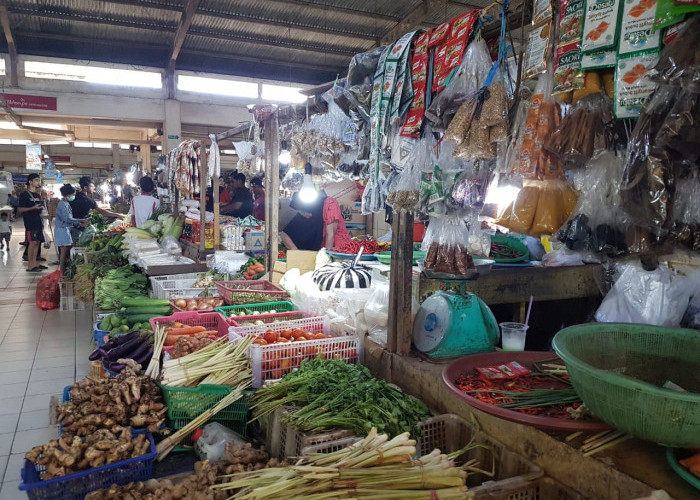 Jelang Bulan Ramadan, Harga Sejumlah Bahan Pokok di Pasar Sanggam Adji Dilayas Terpantau Normal